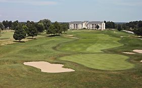 Crown Pointe Lodge; BW Signature Collection